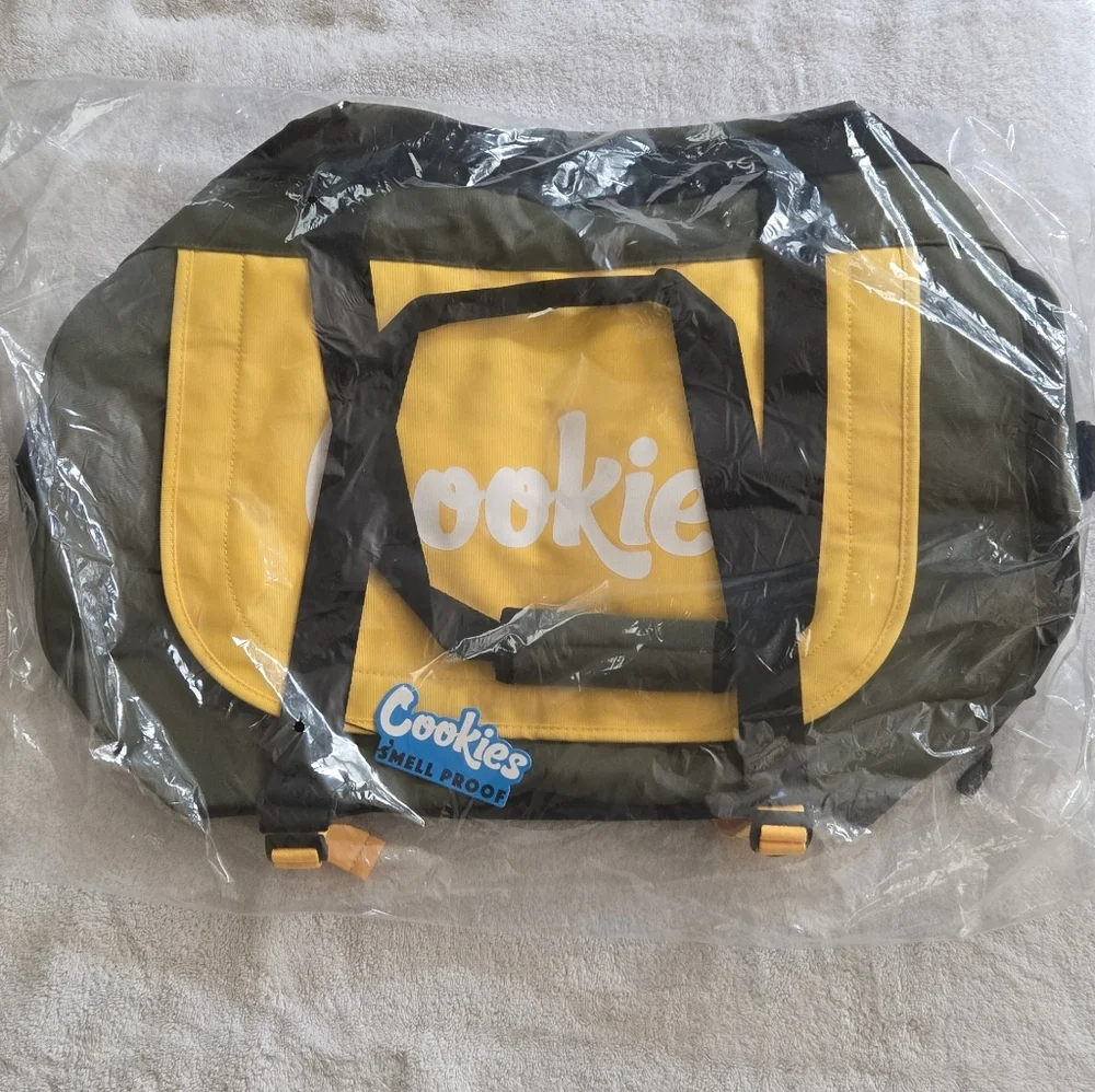Cookies Parks Utility Smell Proof Duffle Bag‎